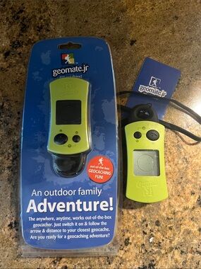 Geomate Jr. Lime Green Handheld Geocaching Device